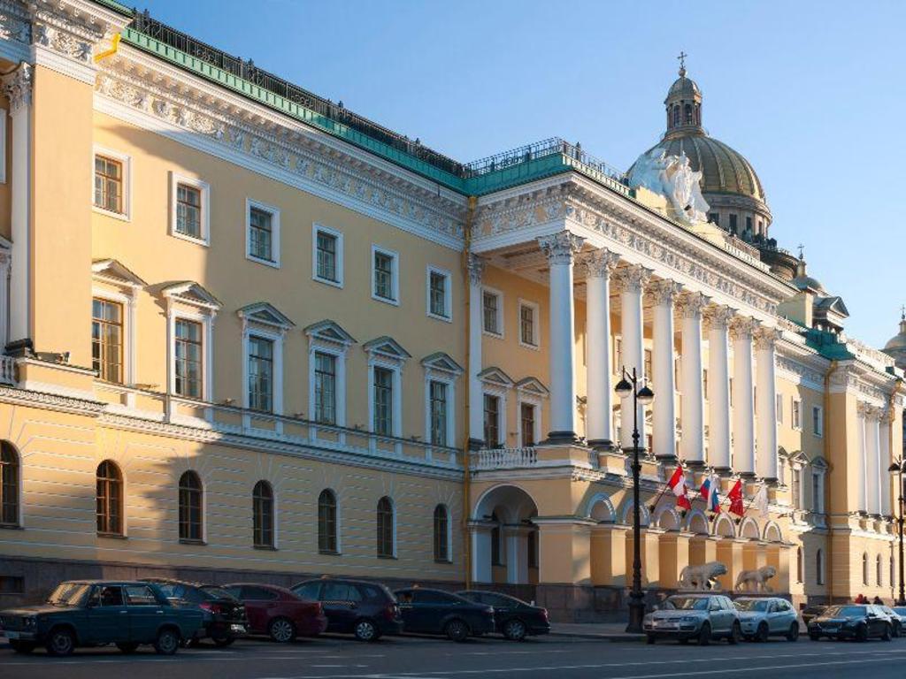 Love Hotels In Saint Petersburg Russia