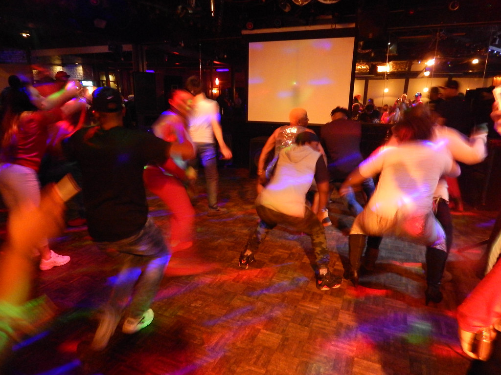 Club Gay Erie Dance Zone Twist